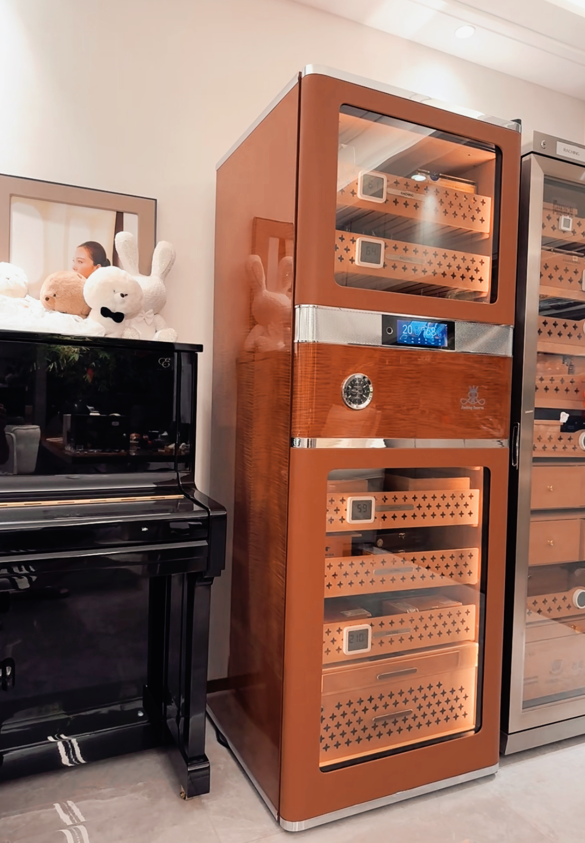 Ready to Ship RR980 Electric Cigar Humidor Hold 3000CT Cigars Max Size For Cigar Shop/lounge/household