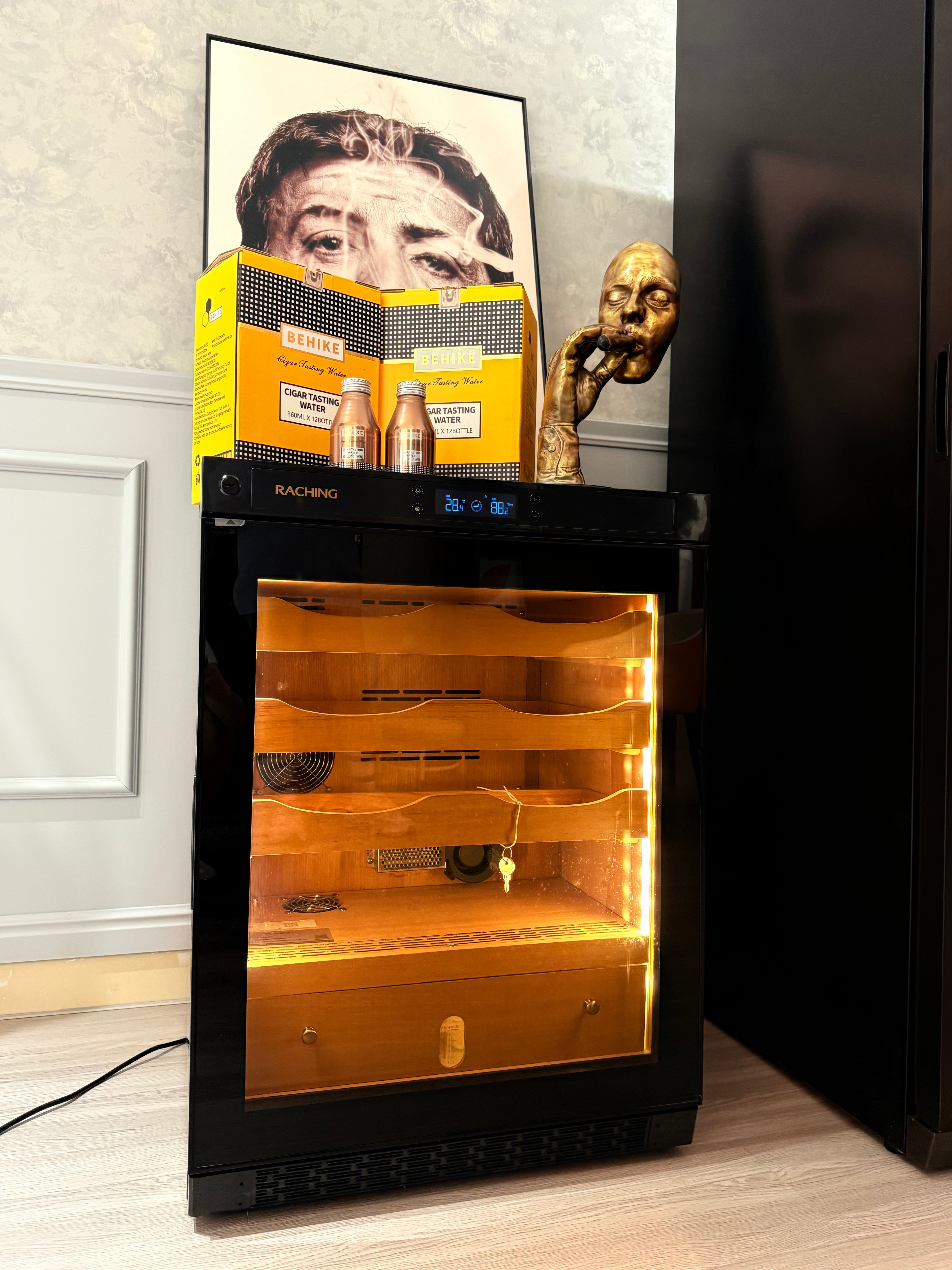 Factory Offer Raching C150A Black Electric Cigar Humidor Hold 500ct Cigars Capacity