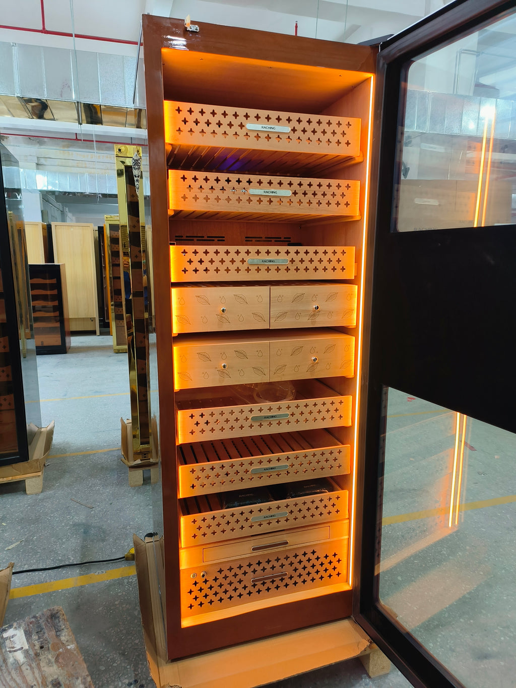 Ready to Ship RR980 Electric Cigar Humidor Hold 3000CT Cigars Max Size For Cigar Shop/lounge/household