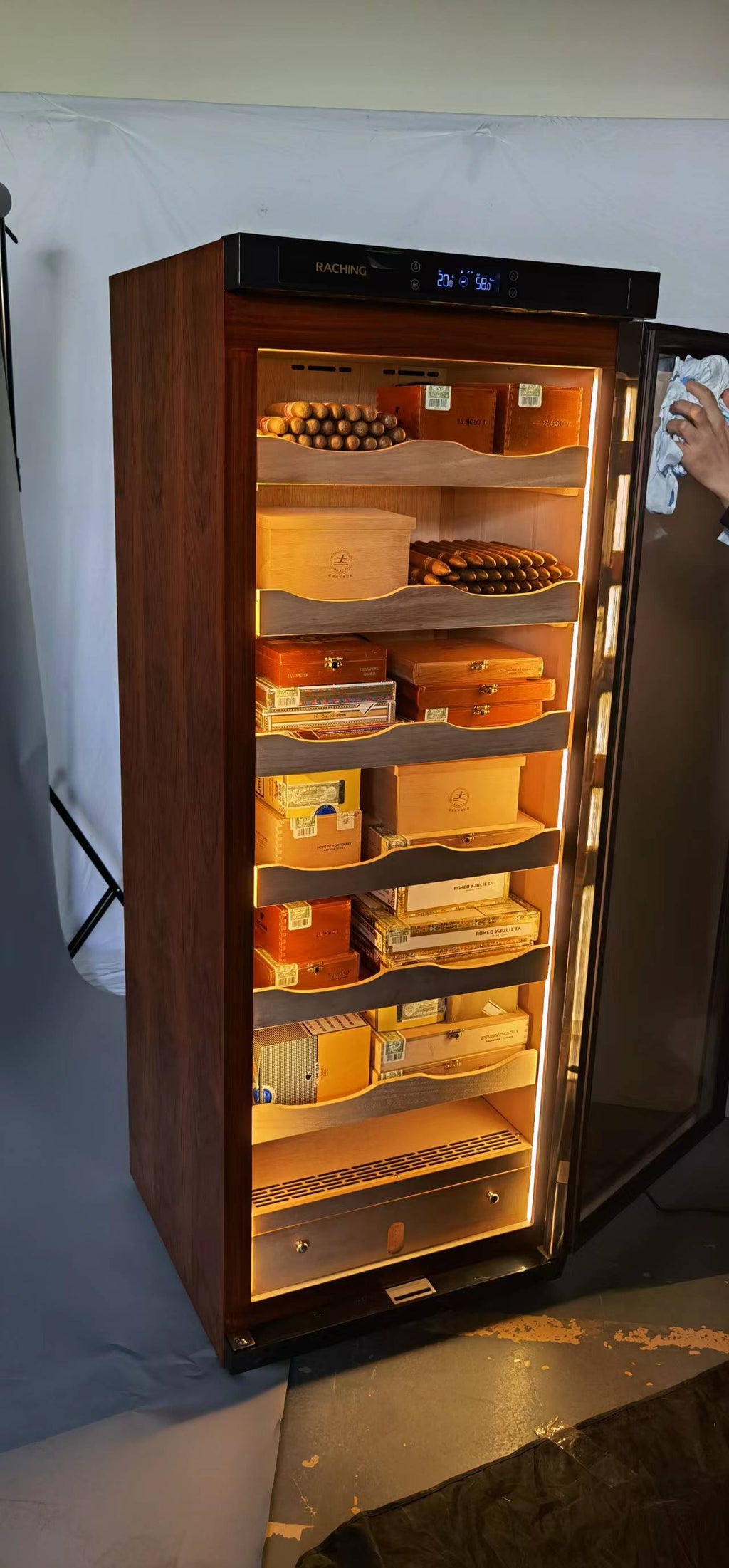 Raching C330A Brown Electric Cigar Humidor Hold 1500ct Cigars Capacity