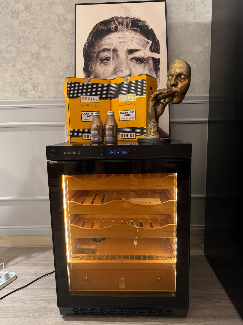 Factory Offer Raching C150A Black Electric Cigar Humidor Hold 500ct Cigars Capacity