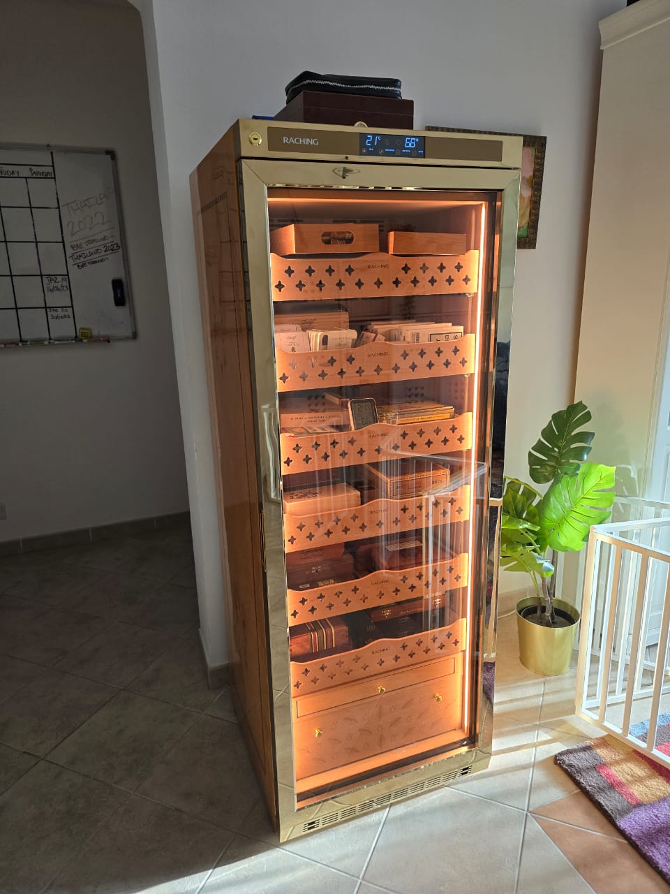 Raching MON2800A Gold Electric Cigar Humidor Hold 1500ct Cigars Precise Controlling For Aging